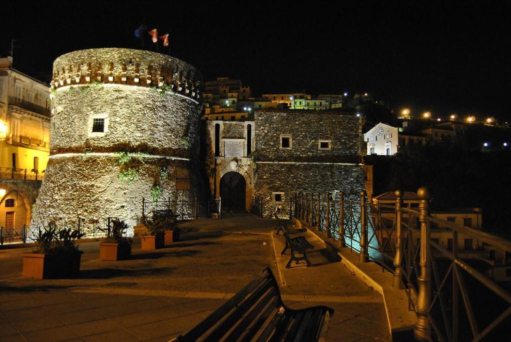 Il Casalino Apartment Pizzo  Luaran gambar